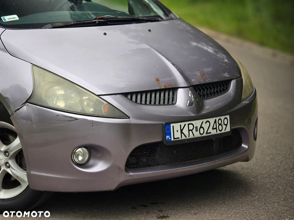 Mitsubishi Grandis 2.0 DI-D 7-Sitzer Intense - 35
