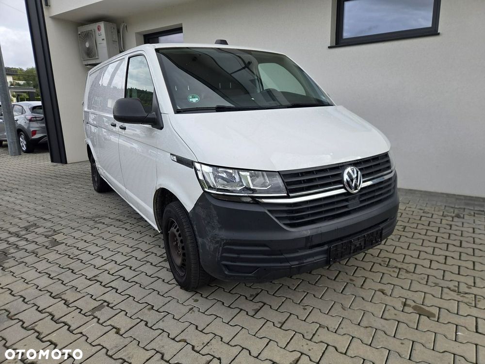 Volkswagen Transporter - 1