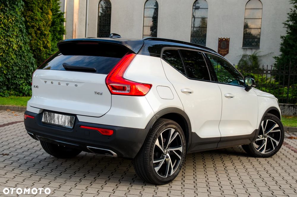 Volvo XC 40 T4 Geartronic R-Design - 3