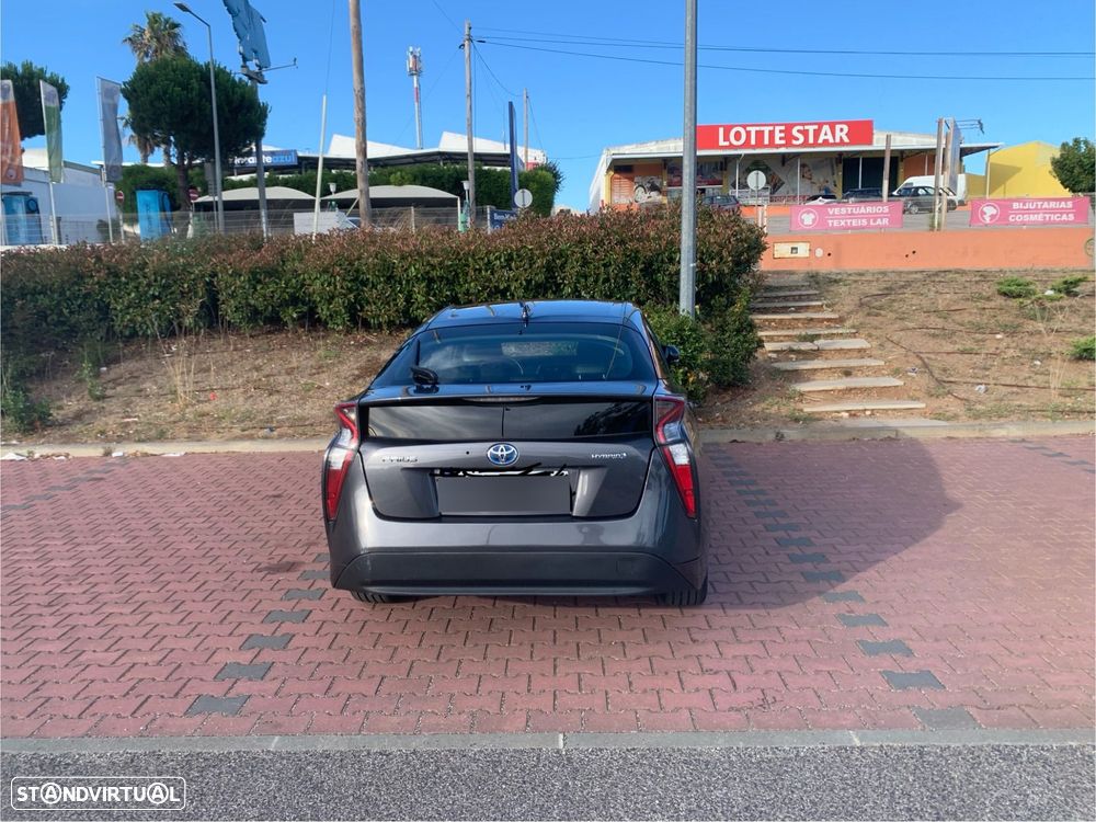 Toyota Prius 1.8 Luxury Pele - 3