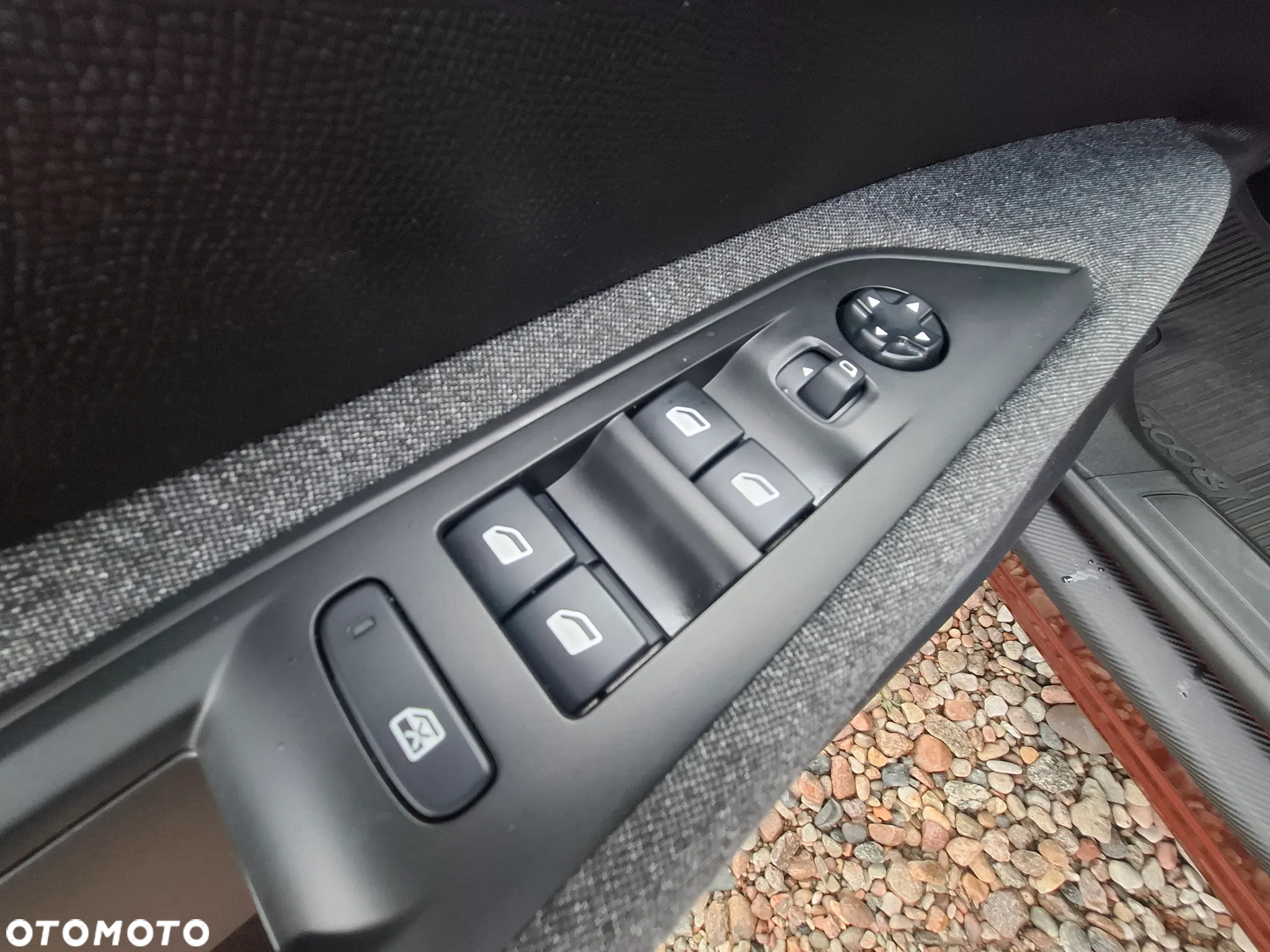 Peugeot 3008 1.2 PureTech Allure - 15