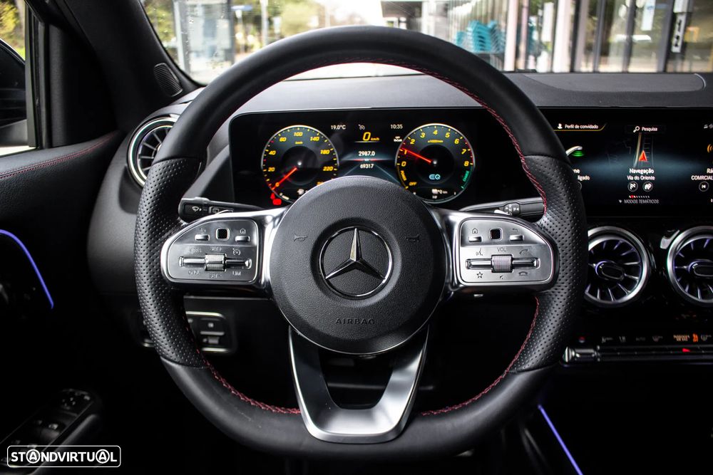 Mercedes-Benz GLA 250 e AMG Line - 13