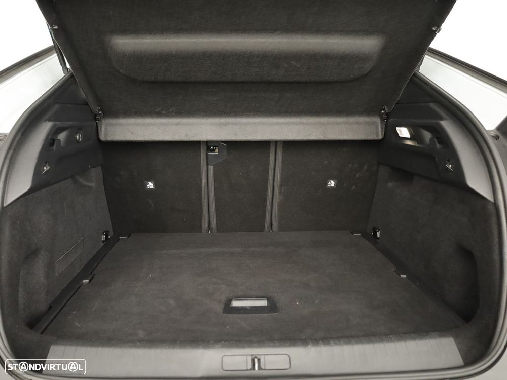 Peugeot 3008 1.2 Hybrid Allure e-DCS6 - 22