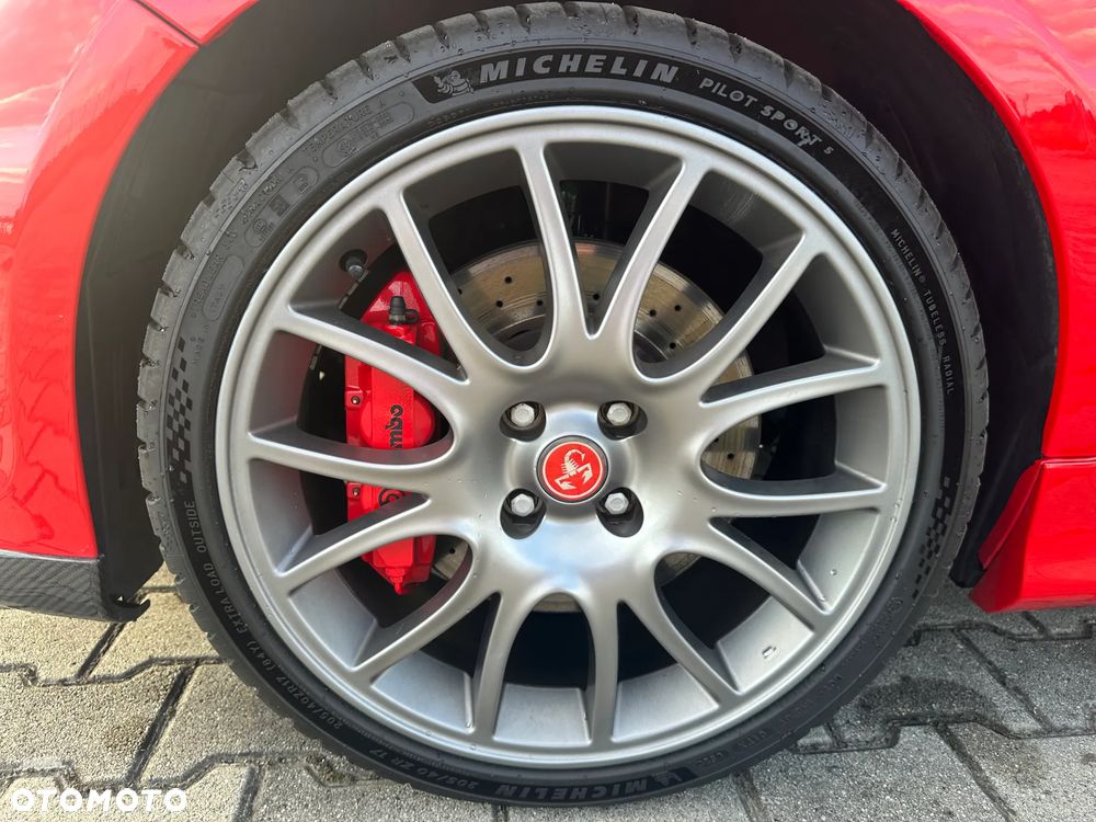 Abarth 695 - 25
