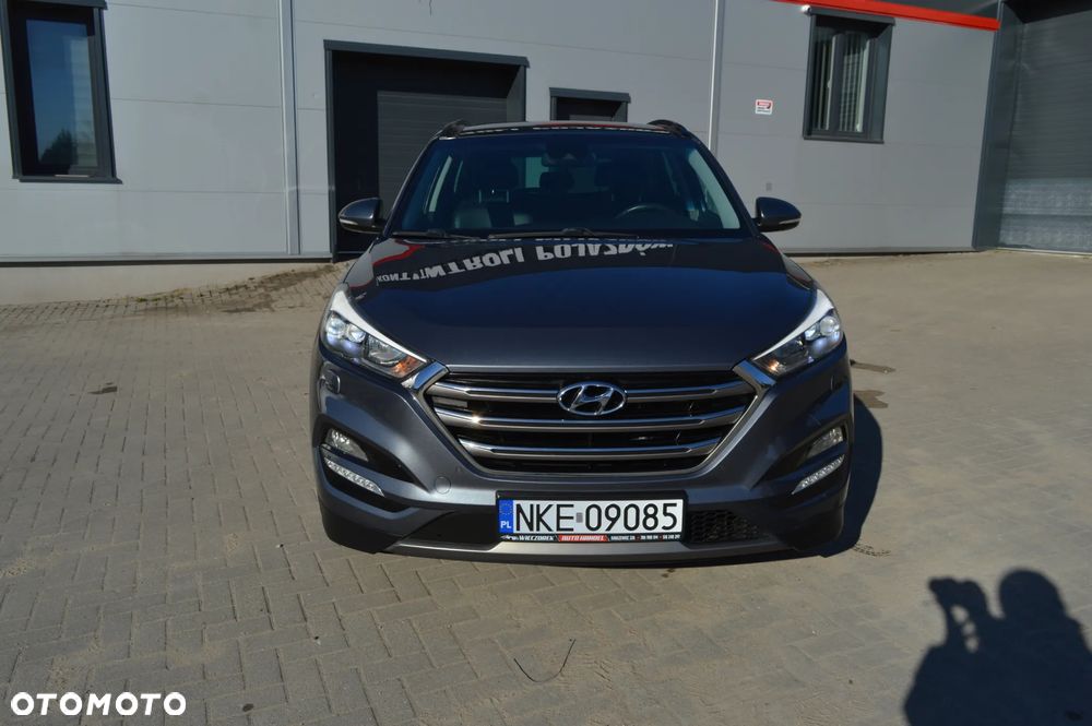 Hyundai Tucson 1.7 CRDI BlueDrive GO 2WD - 12
