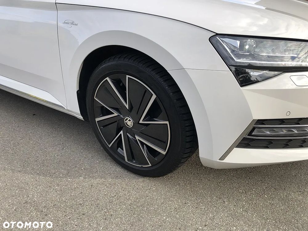 Skoda Superb 2.0 TDI SCR 4x4 L&K DSG - 29