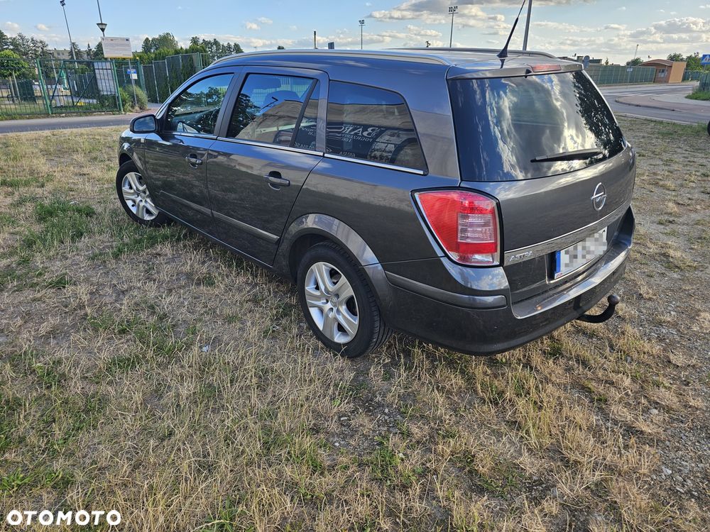 Opel Astra - 4