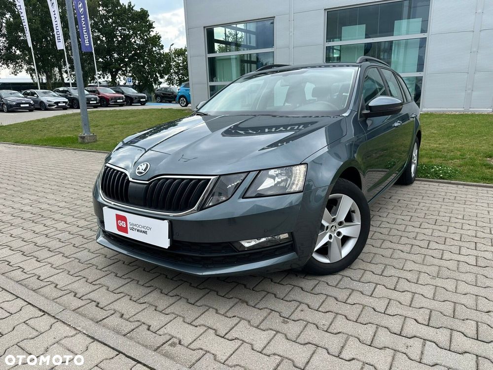 Skoda Octavia 1.6 TDI SCR Ambition - 2