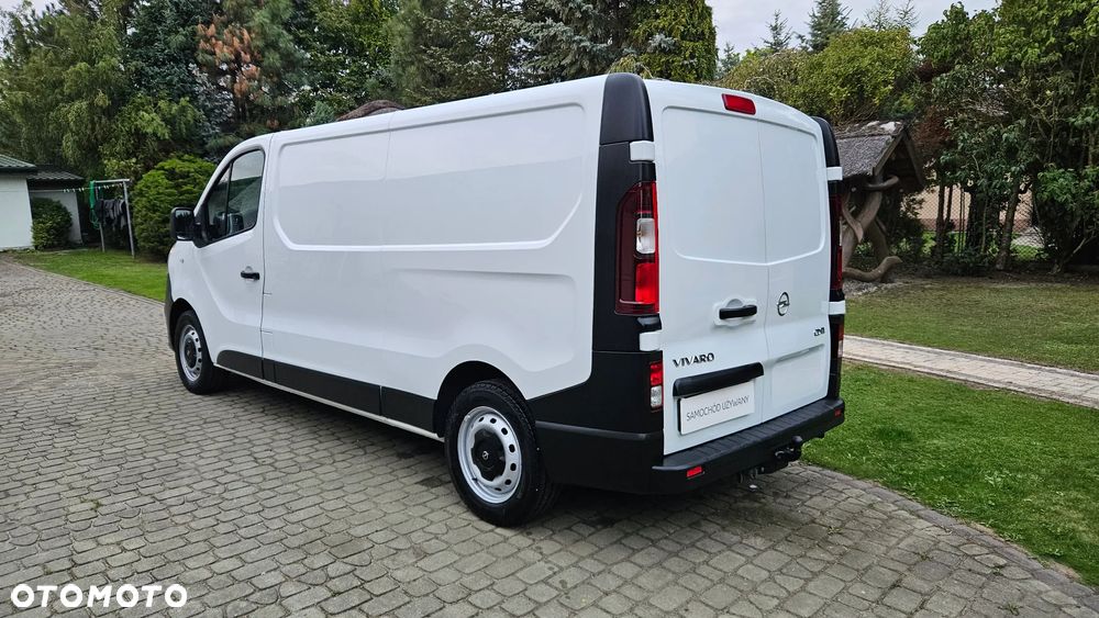Opel Vivaro 120KM - 9