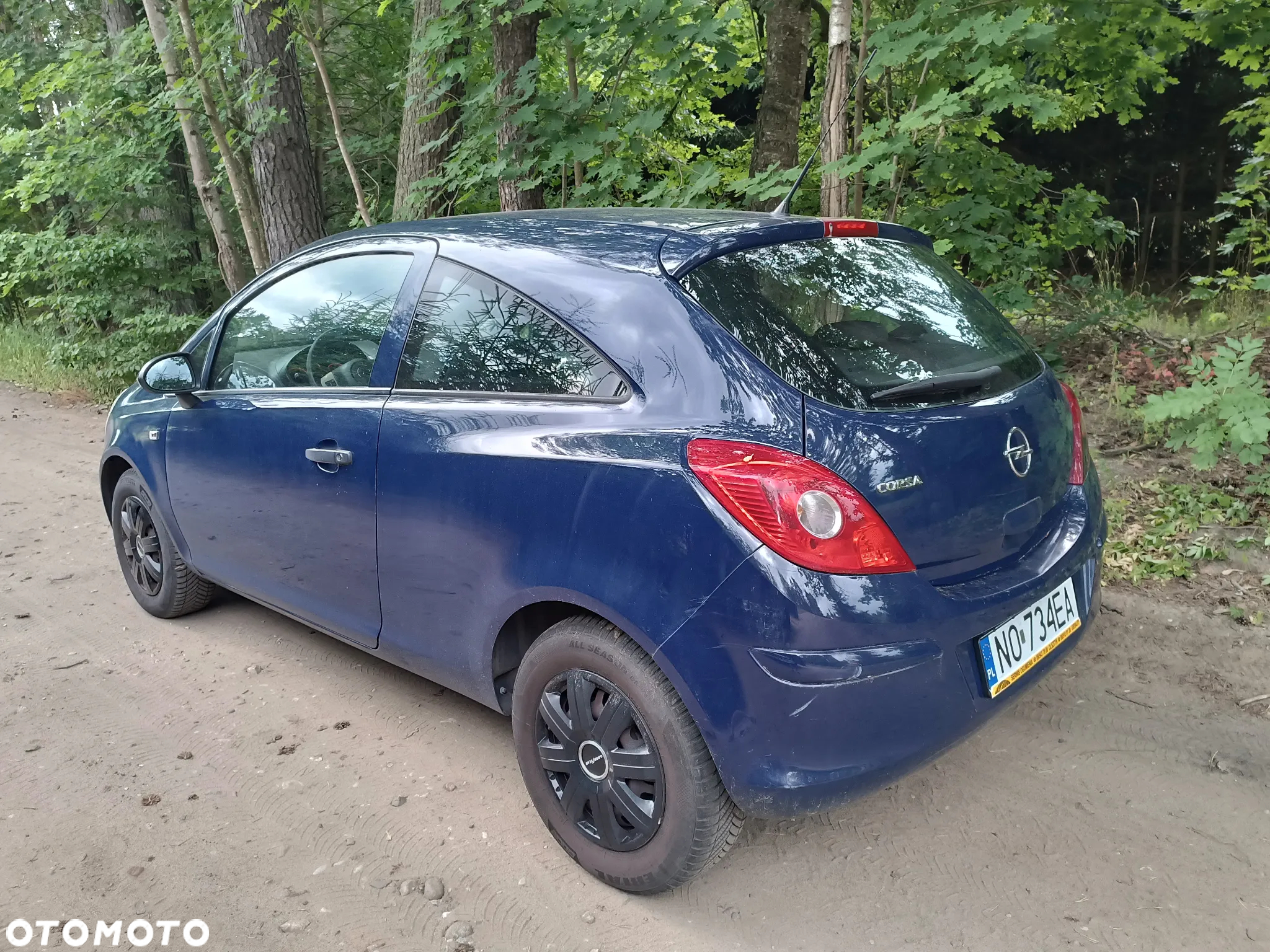 Opel Corsa 1.2 16V Cosmo - 9
