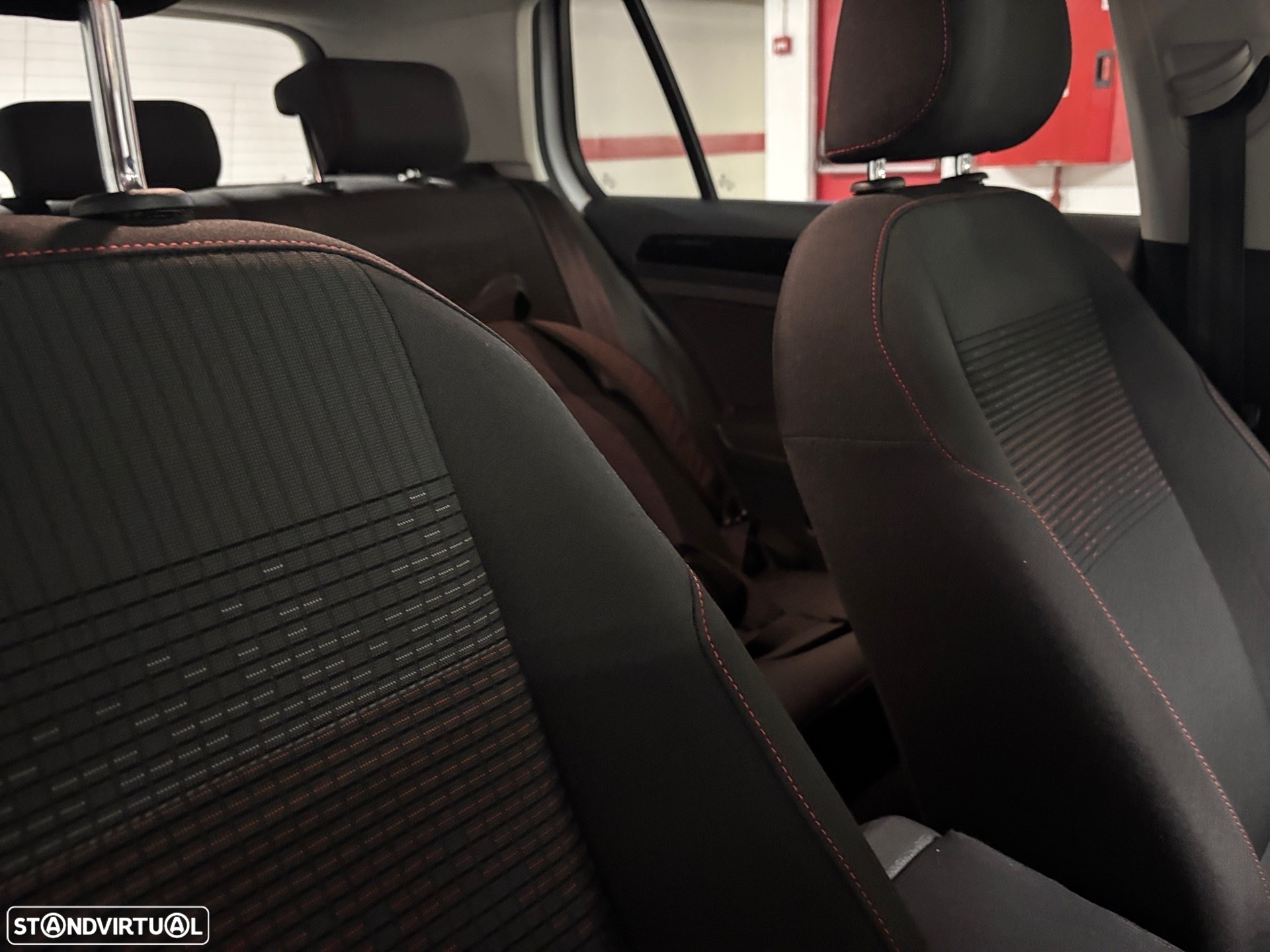 VW Golf 1.0 TSI Trendline DSG - 11