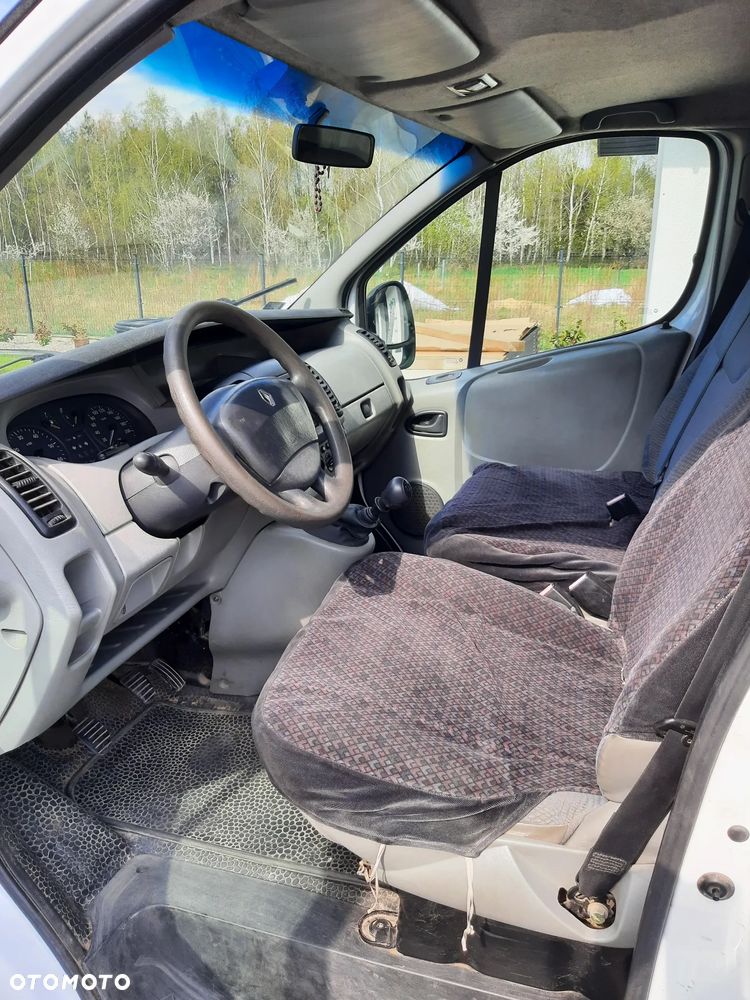Renault TRAFIC - 6