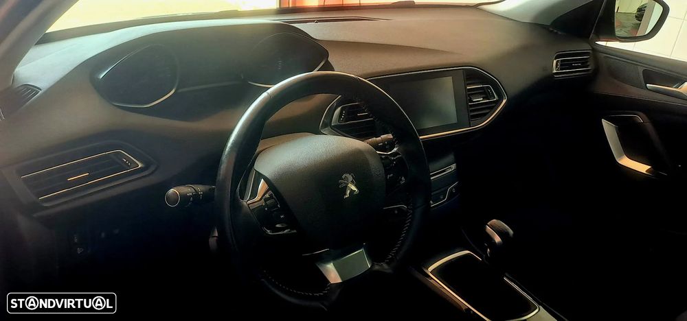 Peugeot 308 1.2 PureTech Style - 35