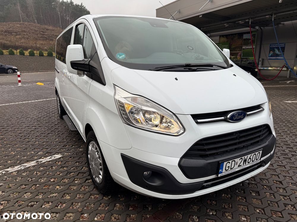 Ford Tourneo Custom 2.0 TDCi L1 Sport - 2