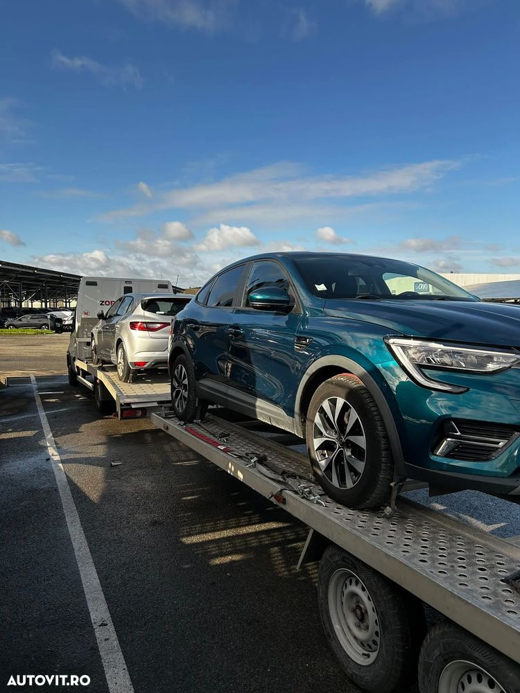 Renault Arkana E-TECH 145 Evolution - 23