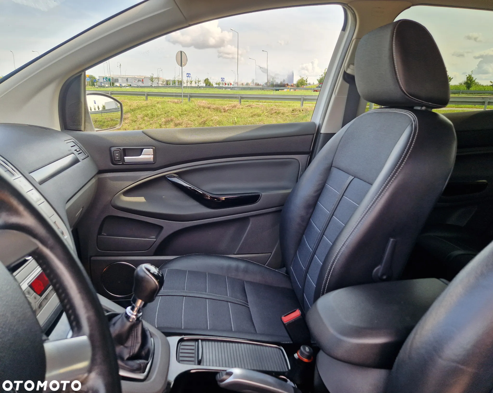 Ford Kuga 2.0 TDCi Titanium S - 26