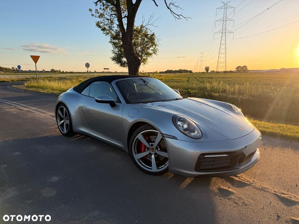 Porsche 911 Carrera 4S - 1