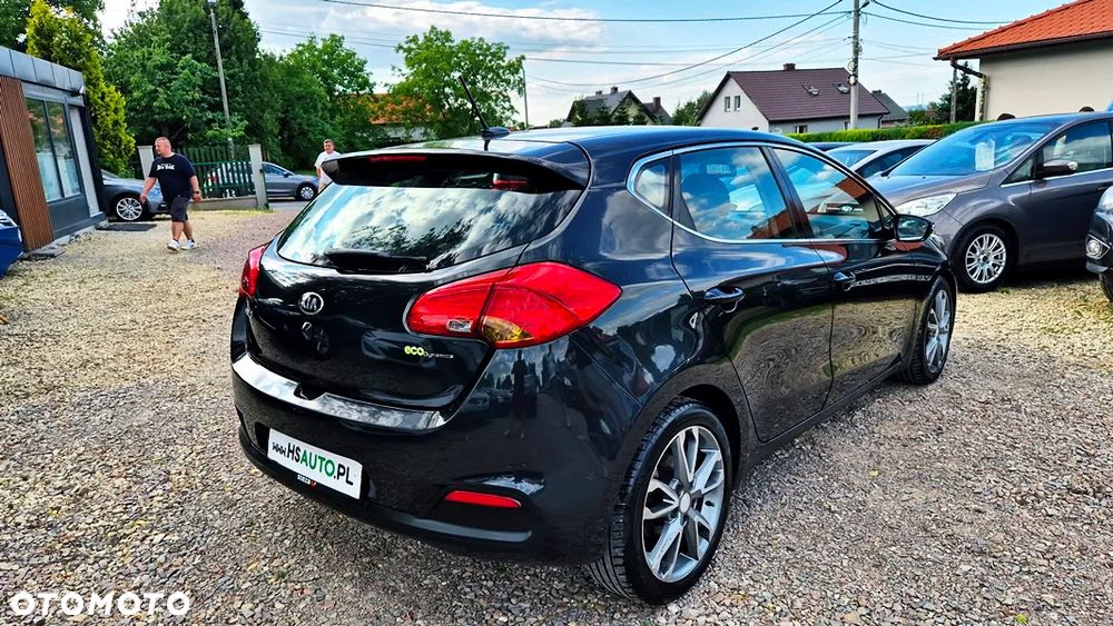 Kia Ceed 1.6 GDI XL - 12