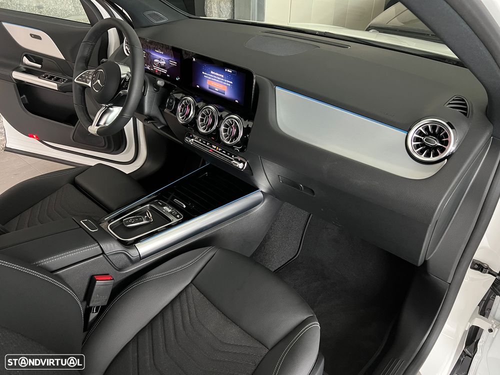 Mercedes-Benz EQA 300 4Matic Progressive - 22