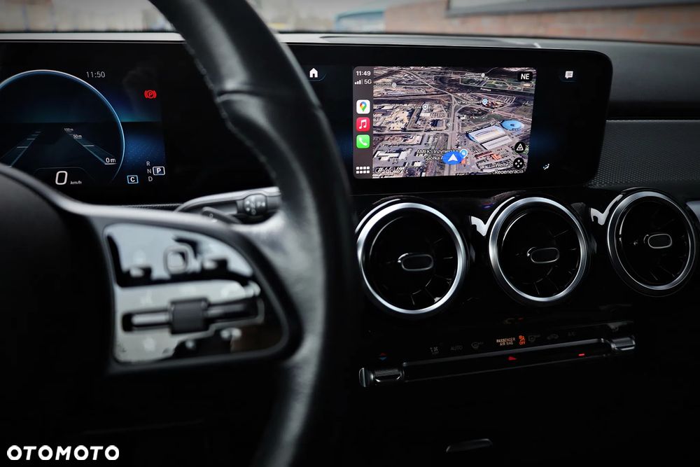 Mercedes-Benz GLB 200 Style 7G-DCT - 27