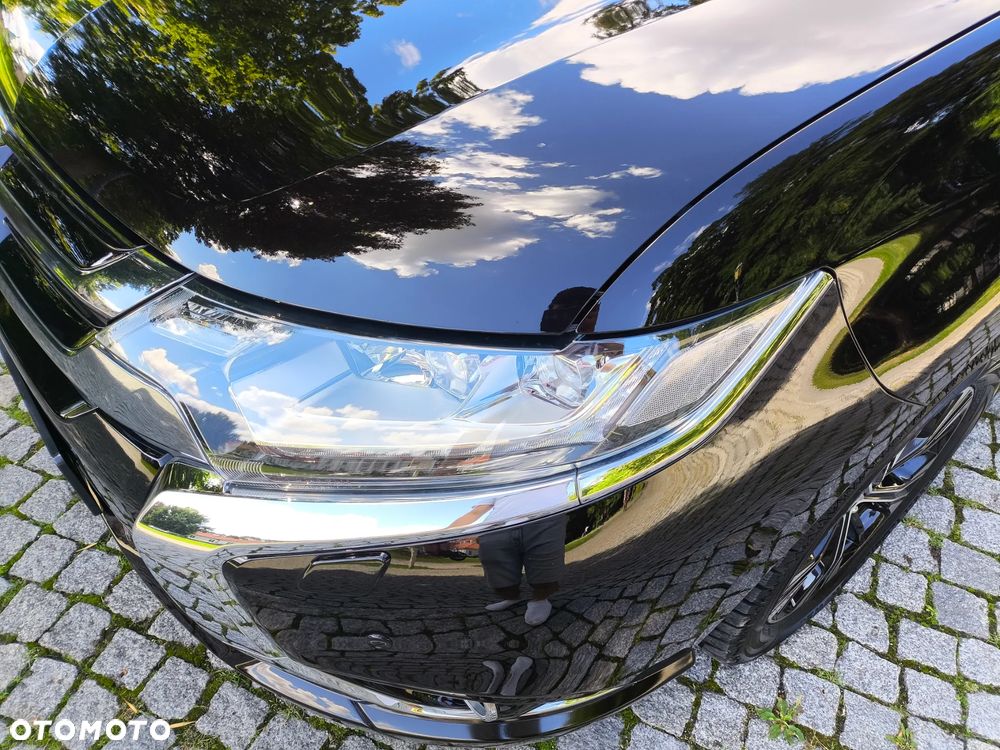 Mitsubishi Outlander 2.0 4WD Plus - 31