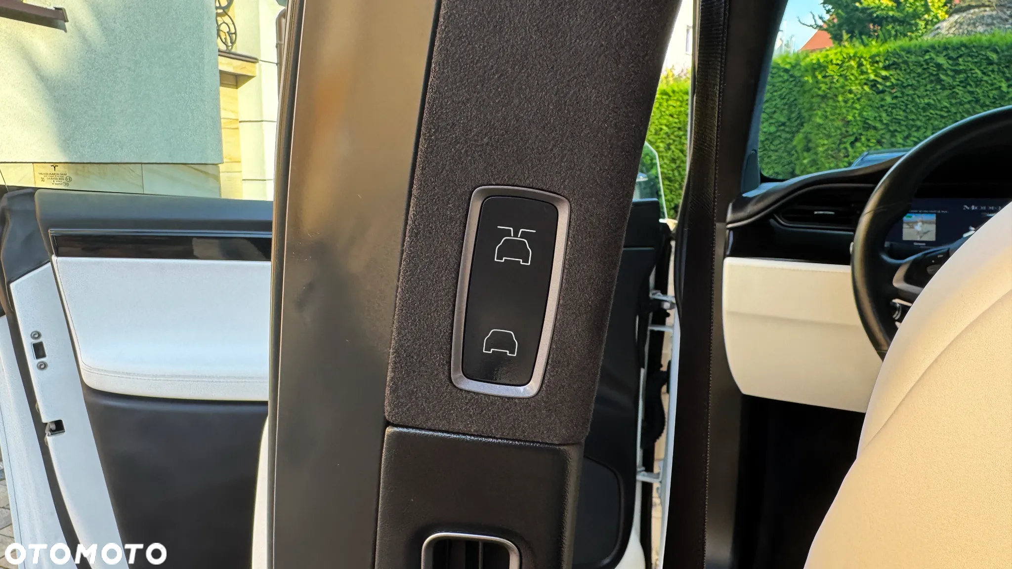 Tesla Model X Long Range Plus - 33