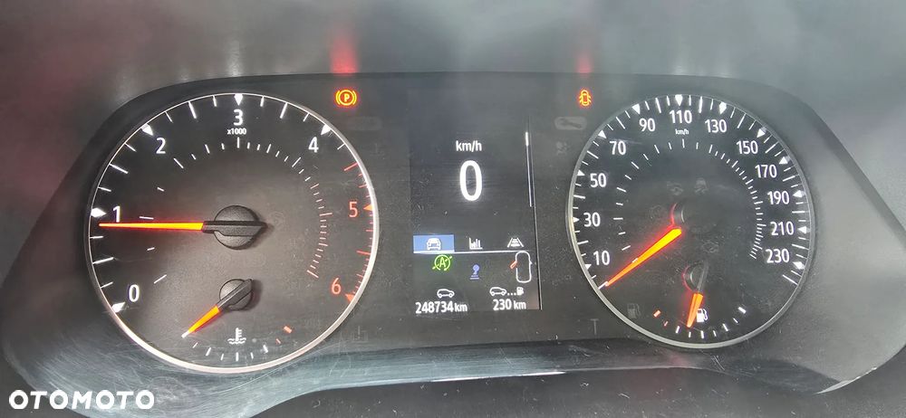 Renault Trafic - 16
