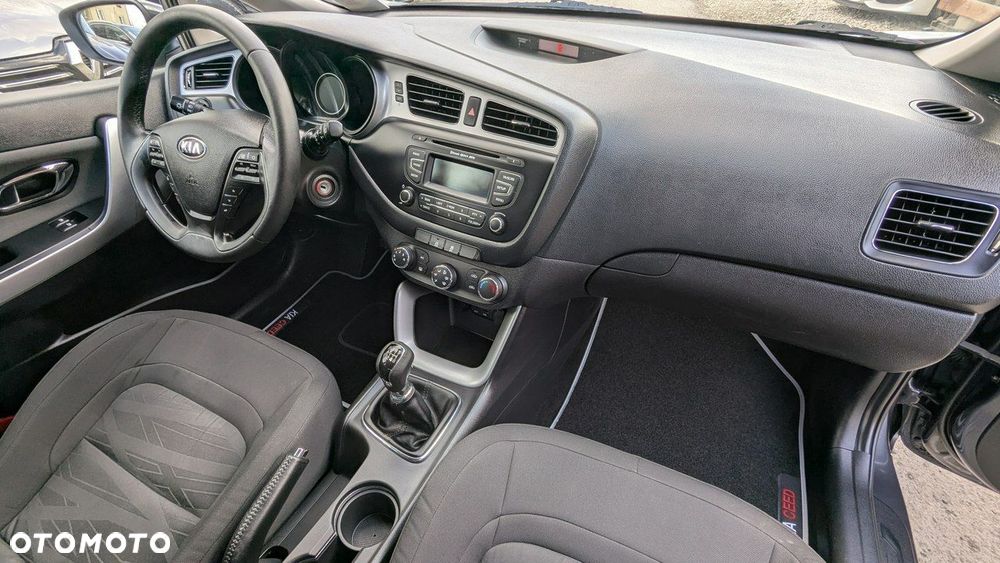 Kia Ceed - 17