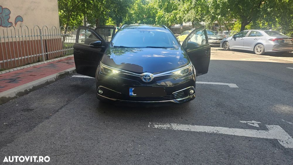 Toyota Auris - 1