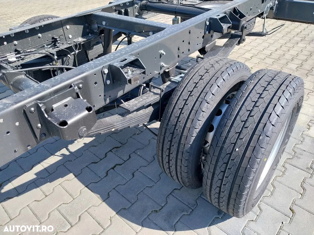 Iveco Daily 70C18H Comfort Full LED - 10