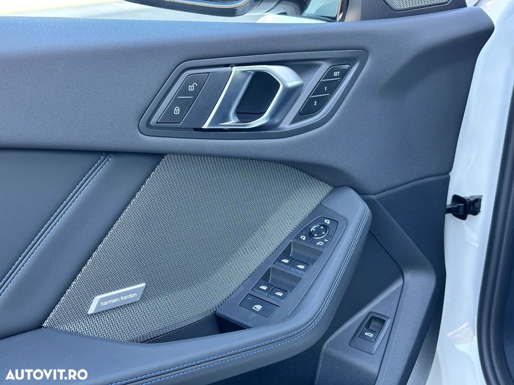 BMW Seria 1 120i AT - 15