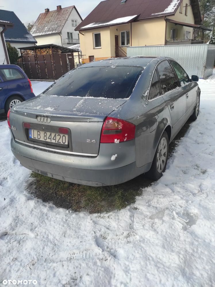 Audi A6 Limousine 2.4 - 3
