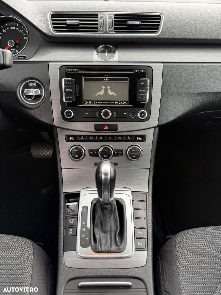 Volkswagen Passat 2.0 Blue TDI DSG SCR Comfortline - 12