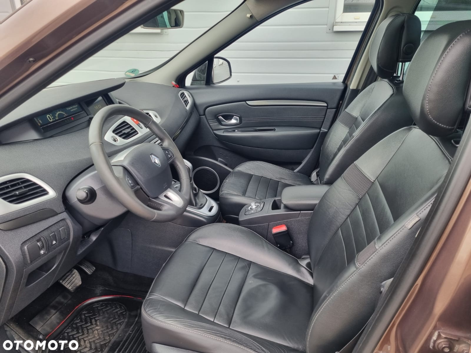 Renault Grand Scenic Gr 1.5 dCi Dynamique EDC - 17