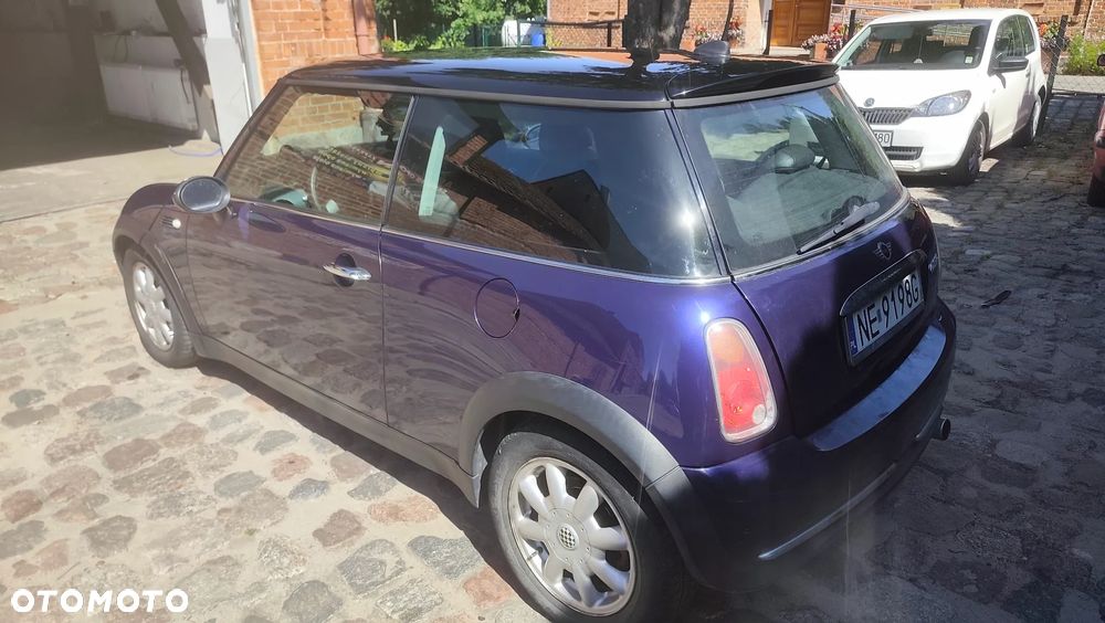 MINI Cooper Standard - 2