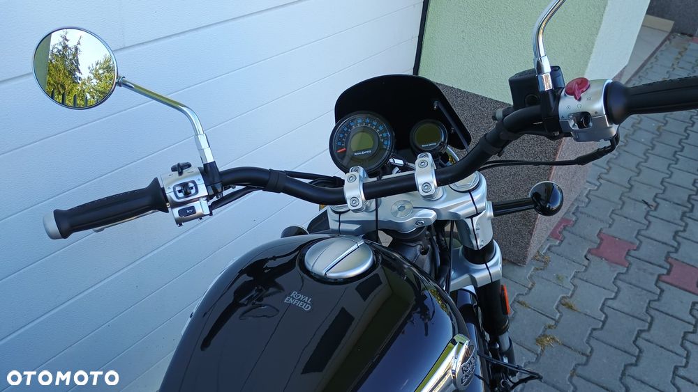 Royal Enfield Super Meteor - 25