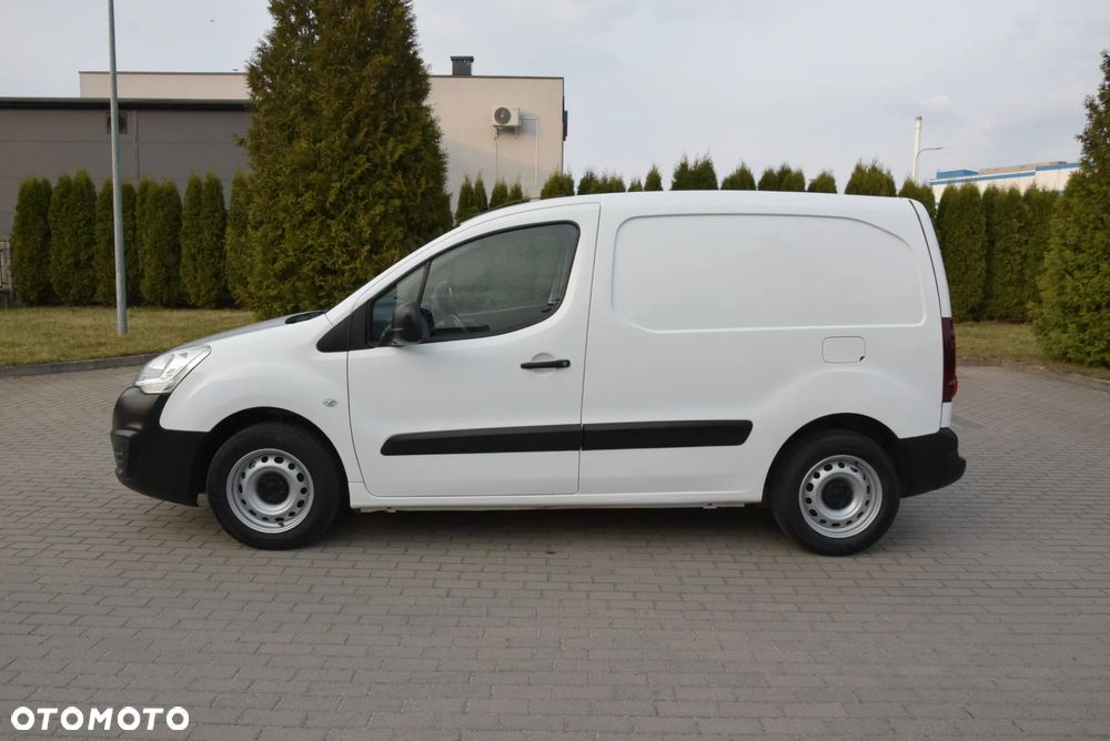 Peugeot PARTNER 1,6 HDI 3-OSOBOWY - 2