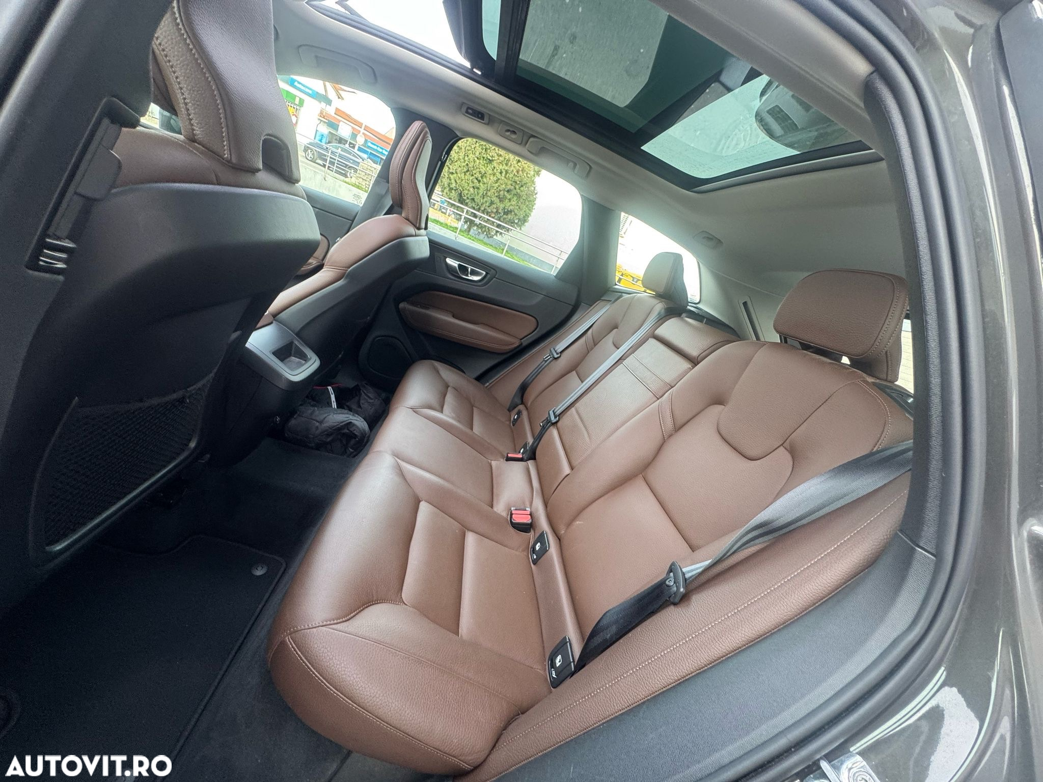 Volvo XC 60 D4 Geartronic Momentum - 11