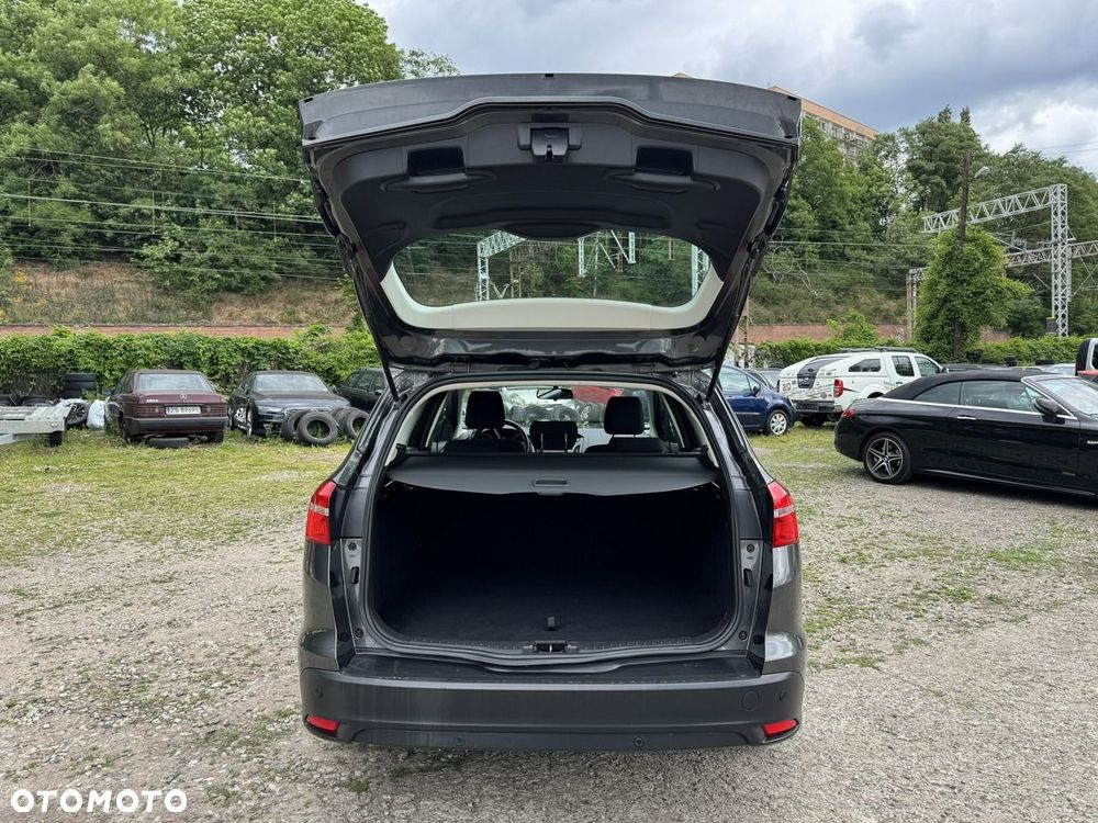 Ford Focus - 9