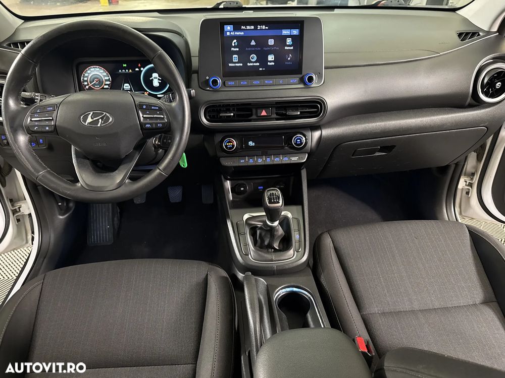 Hyundai KONA - 10