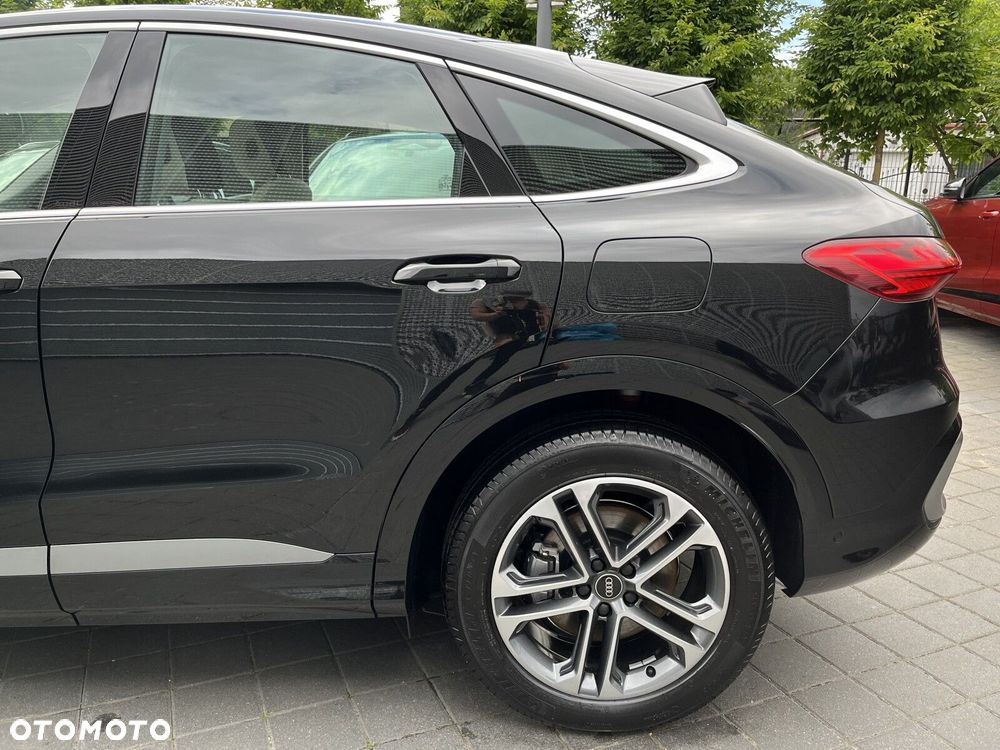 Audi Q5 Sportback - 11