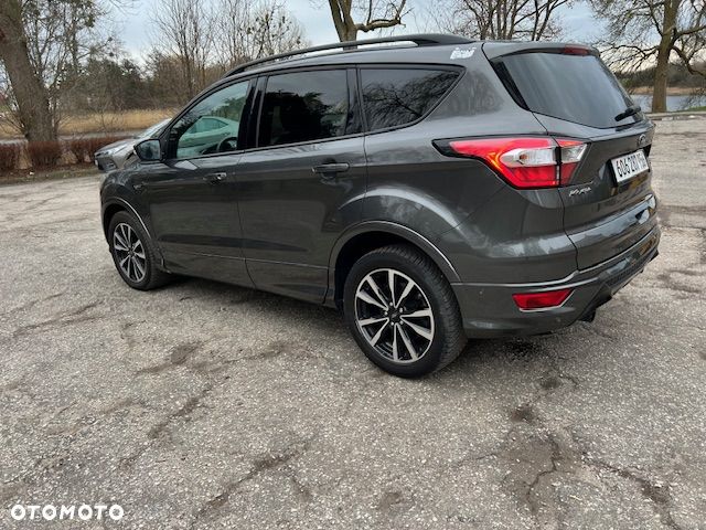 Ford Kuga 1.5 EcoBoost 2x4 ST-Line - 10
