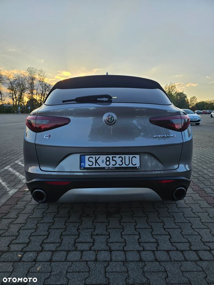 Alfa Romeo Stelvio 2.0 Turbo First Edition Q4 - 11
