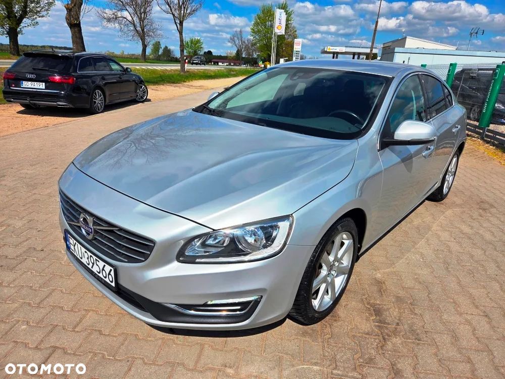 Volvo S60 D2 Drive-E Momentum - 20