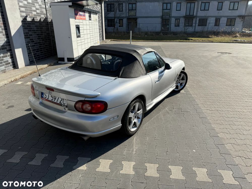Mazda MX-5 1.9i 16V - 9