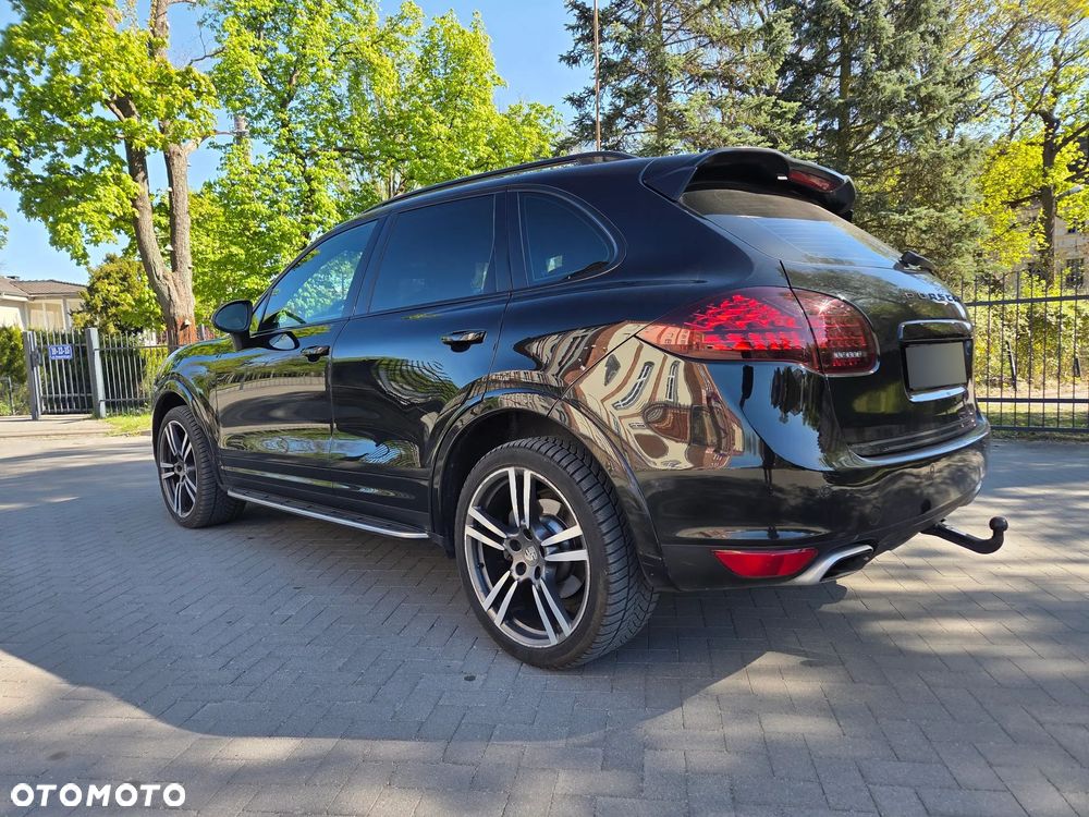 Porsche Cayenne Tiptronic S - 10