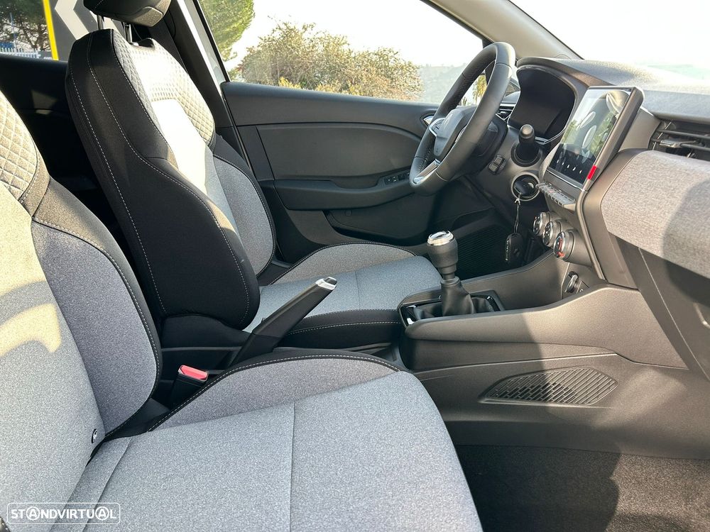 Renault Clio 1.0 TCe Evolution Bi-Fuel - 11