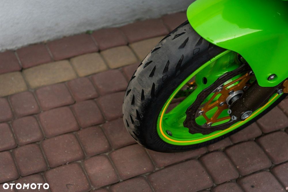Kawasaki ZX - 7