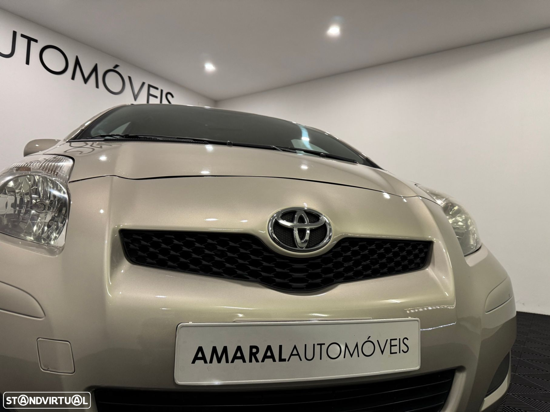 Toyota Yaris 1.33 VVT-i Comfort+AC - 12