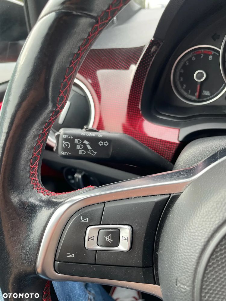 Volkswagen up! 1.0 TSI GTI - 19